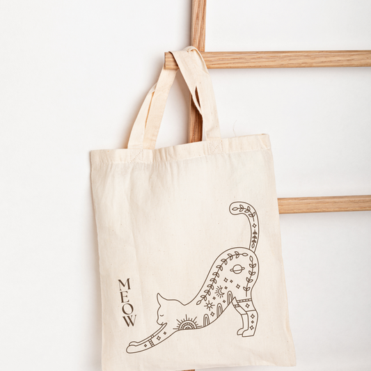 Stretching Cat Zipper Tote Bag